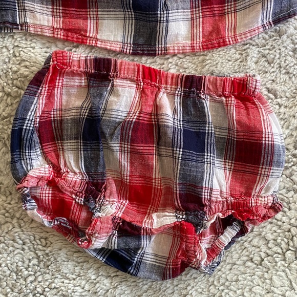 🎉3 for 15!🎉 Plaid Outfit - Picture 3 of 7